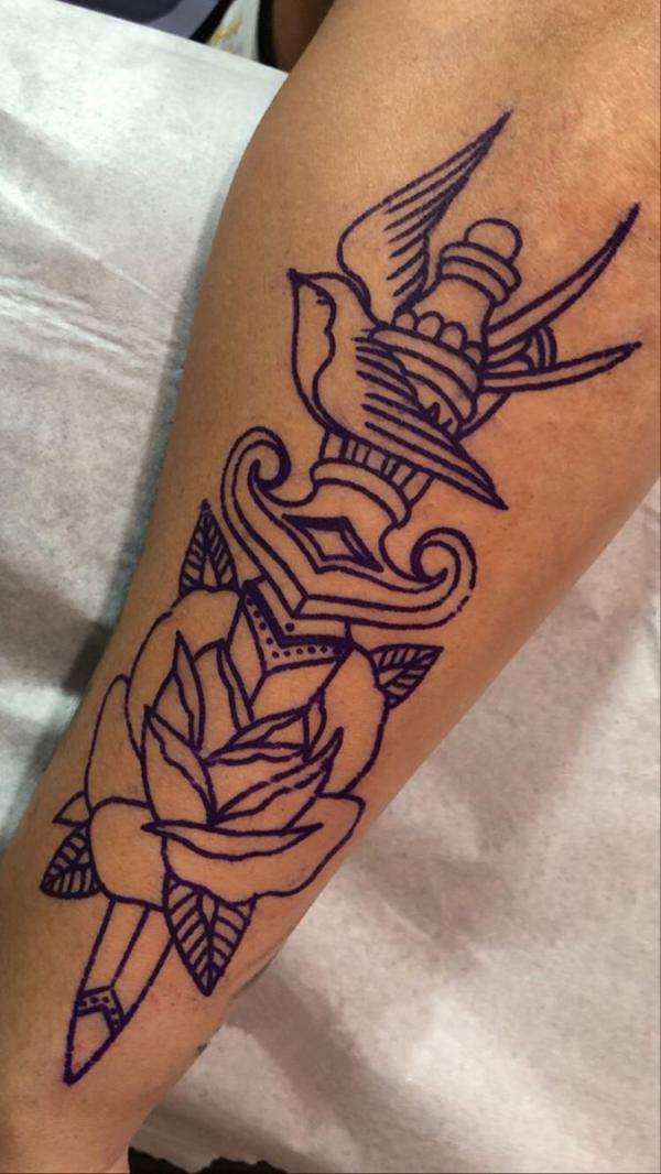 80 Rose and Dagger Tattoo Designs: A Blend of Beauty and Edge