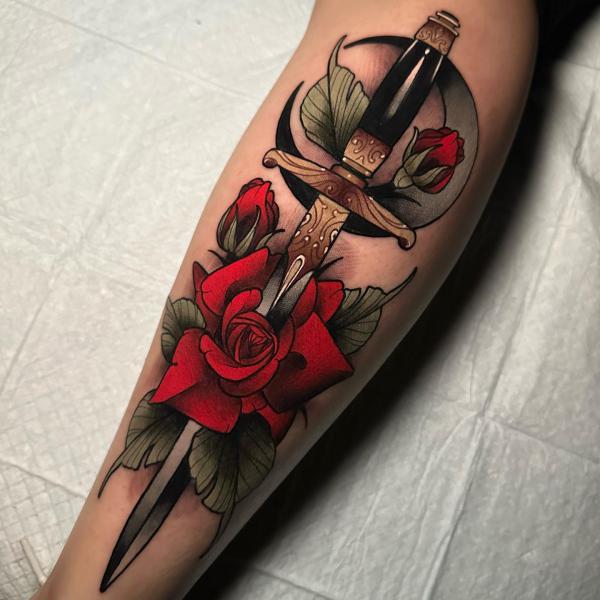 80 Rose and Dagger Tattoo Designs: A Blend of Beauty and Edge