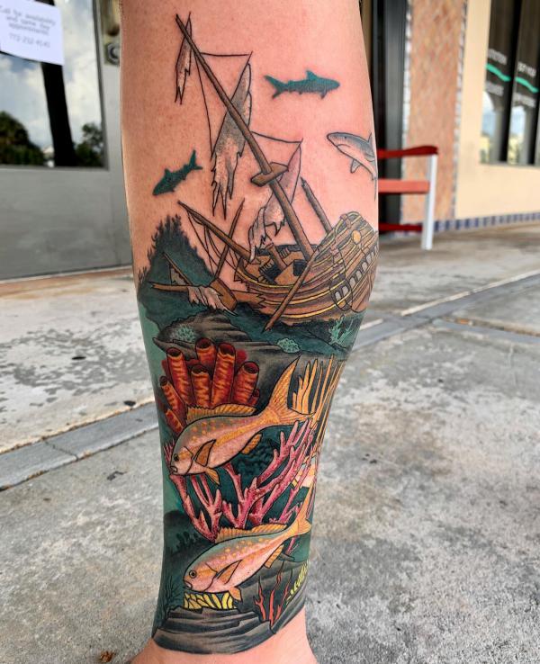 Shipwreck Tattoo: the Depths of Symbolism and Artistry