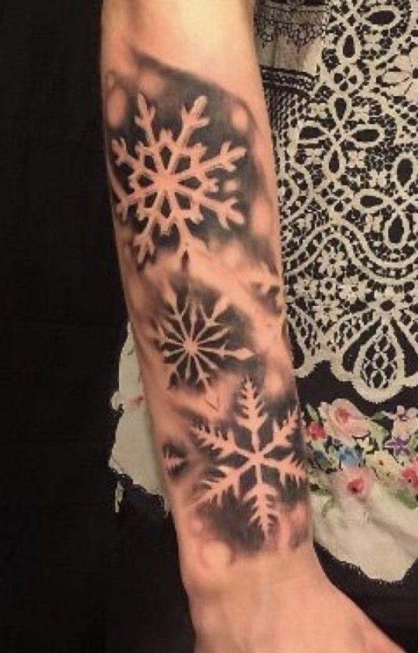 100 Snowflake tattoo Ideas for Your Winter Ink