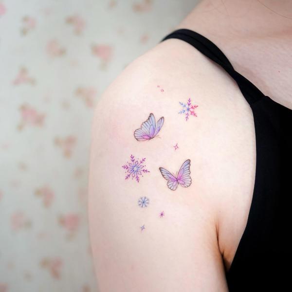 100 Snowflake tattoo Ideas for Your Winter Ink