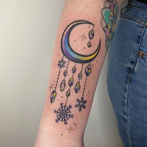 100 Snowflake tattoo Ideas for Your Winter Ink