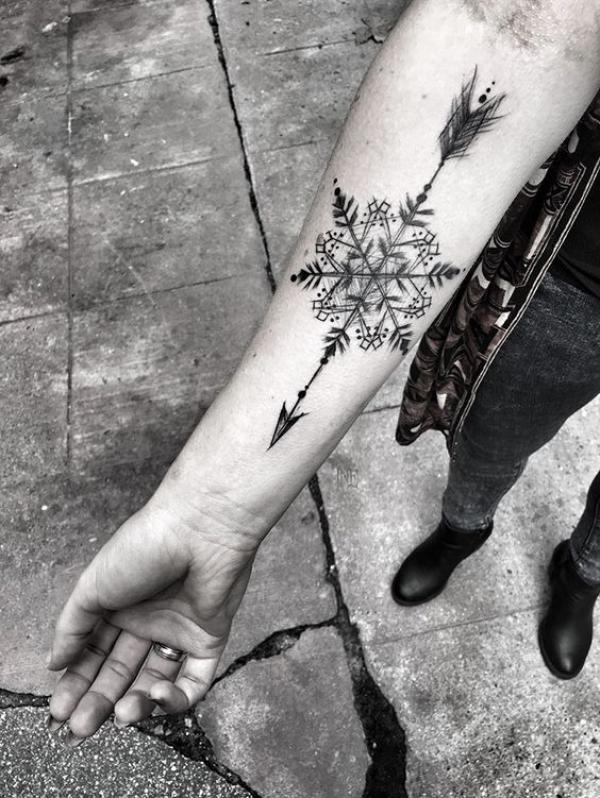 100 Snowflake tattoo Ideas for Your Winter Ink