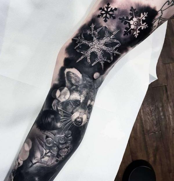 100 Snowflake tattoo Ideas for Your Winter Ink