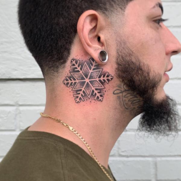 100 Snowflake tattoo Ideas for Your Winter Ink