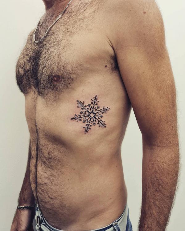 100 Snowflake tattoo Ideas for Your Winter Ink