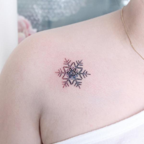 100 Snowflake tattoo Ideas for Your Winter Ink