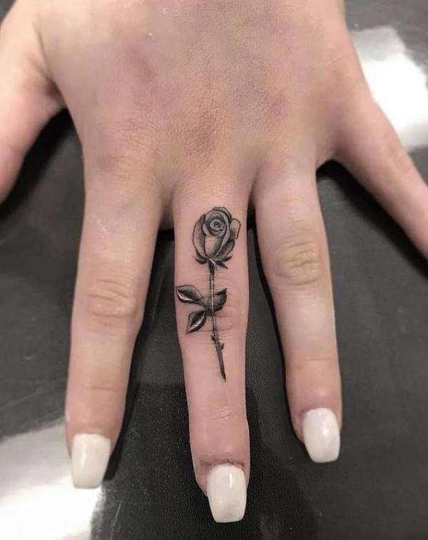 40 Timeless Rose Finger Tattoo Designs