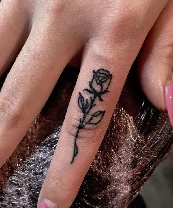 40 Timeless Rose Finger Tattoo Designs