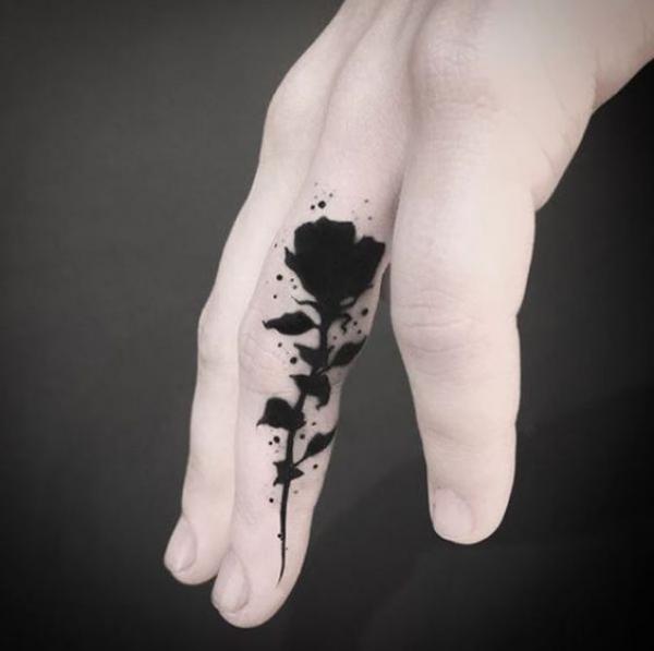 40 Timeless Rose Finger Tattoo Designs