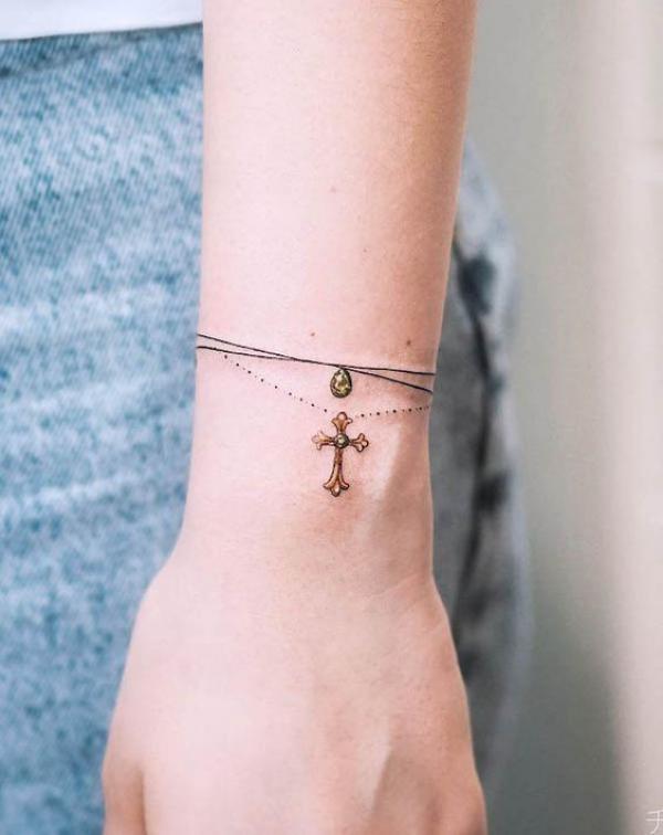 80+ Artistic Line Work Tattoo Designs
