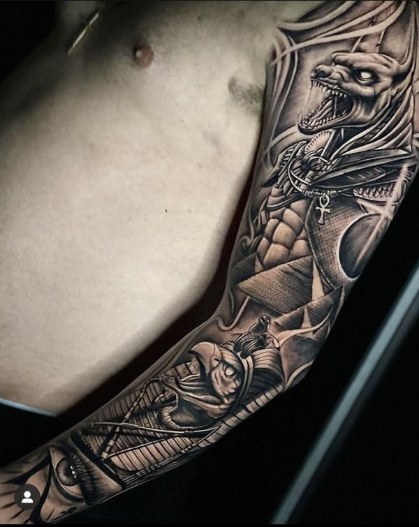 40 Horus Tattoo Design Ideas with Meaning