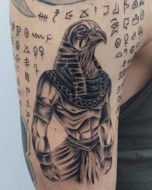 40 Horus Tattoo Design Ideas with Meaning