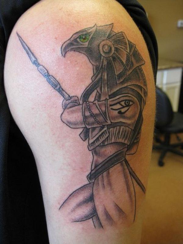 40 Horus Tattoo Design Ideas with Meaning