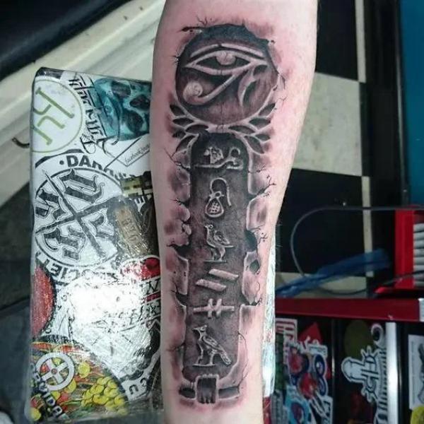 50 Egyptian Hieroglyphics Tattoo Designs with Meaning