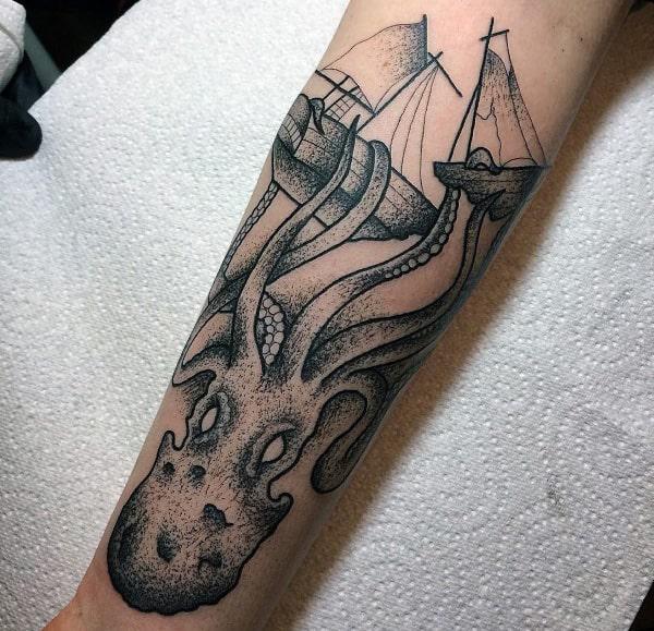 90 Kraken Tattoo ideas: Design and Meaning