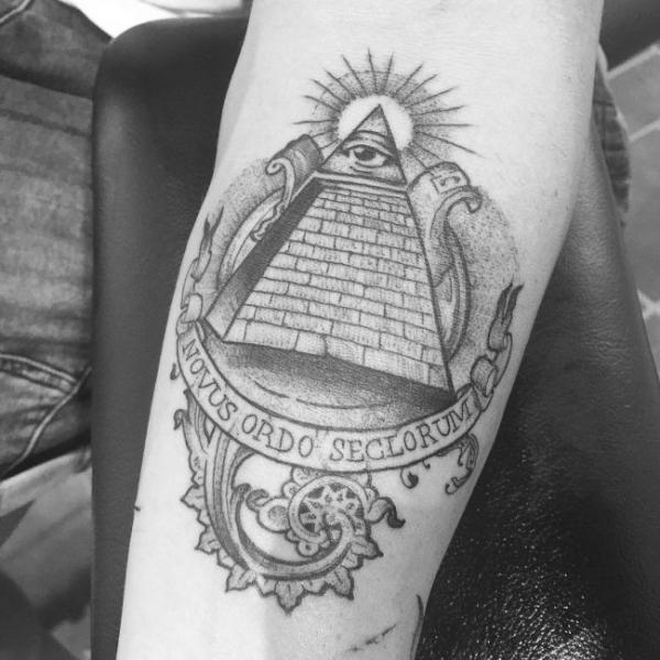 70 Egyptian Pyramid Tattoo Ideas: Design and Meaning