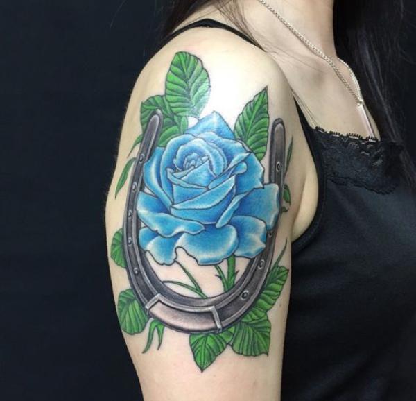 118 Charming Horseshoe Tattoos with Meanings