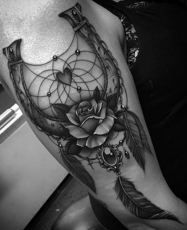 118 Charming Horseshoe Tattoos with Meanings