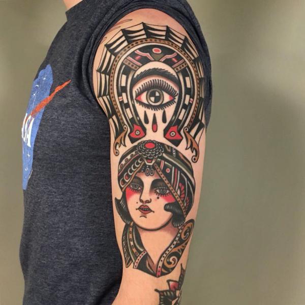 118 Charming Horseshoe Tattoos with Meanings