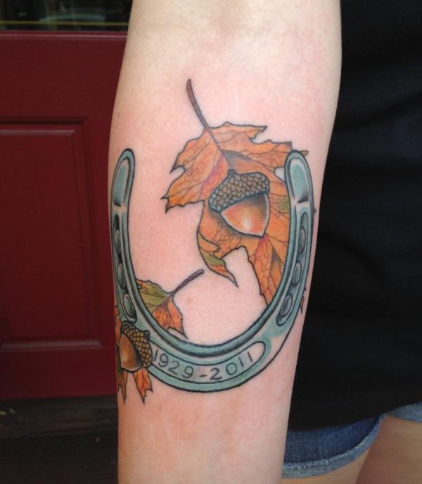 118 Charming Horseshoe Tattoos with Meanings