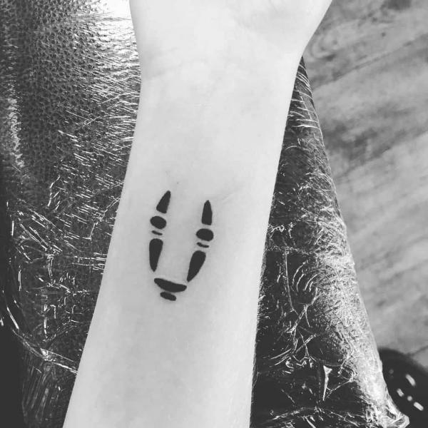 80 No Face Tattoo Designs with Meaning