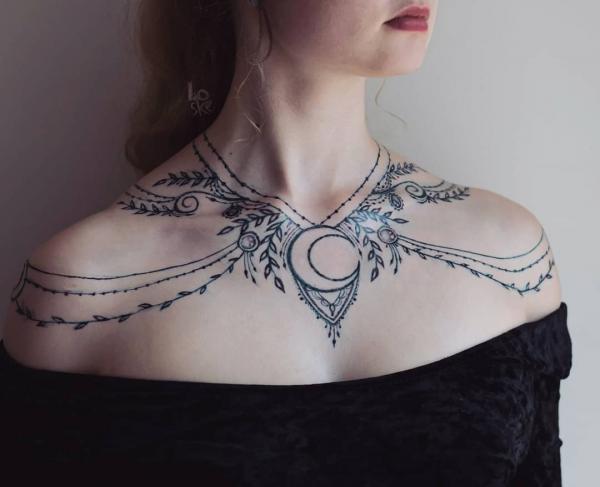Necklace Tattoo for Women: The Fusion of Elegance and Ink