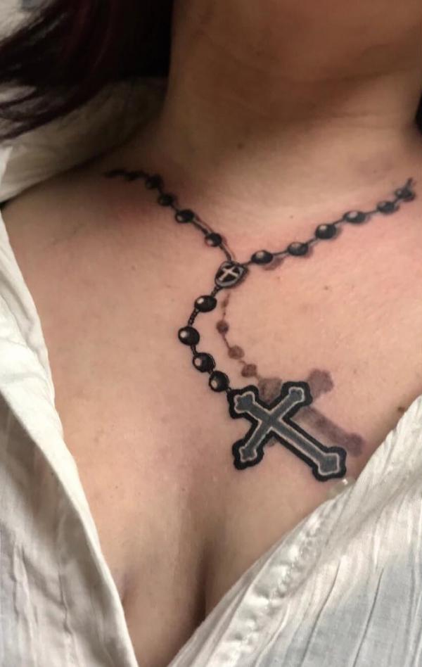 Necklace Tattoo for Women: The Fusion of Elegance and Ink