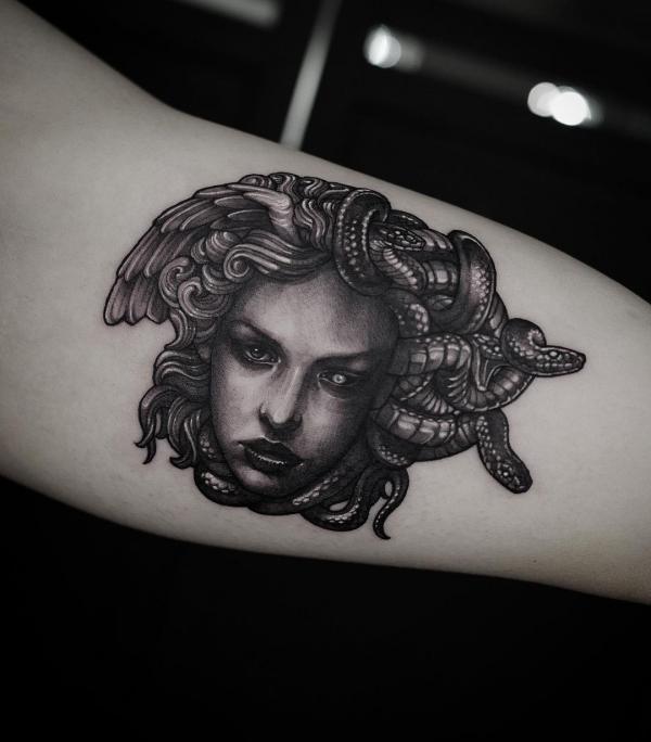 120 Medusa Tattoo Designs with Meaning