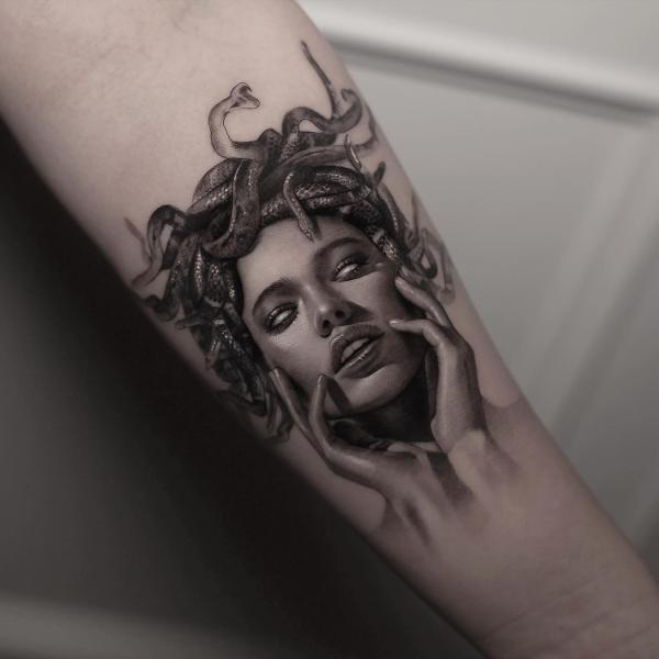 120 Medusa Tattoo Designs with Meaning