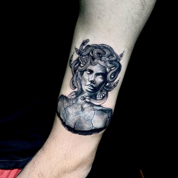 120 Medusa Tattoo Designs with Meaning
