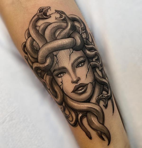120 Medusa Tattoo Designs with Meaning