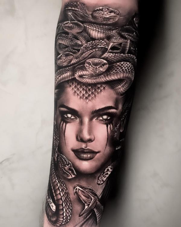 120 Medusa Tattoo Designs with Meaning