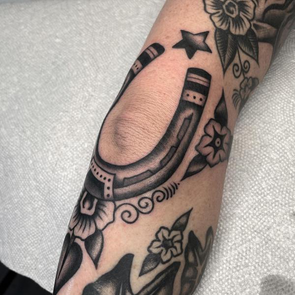 105 Elbow Tattoo Designs That Will Bend Your Mind