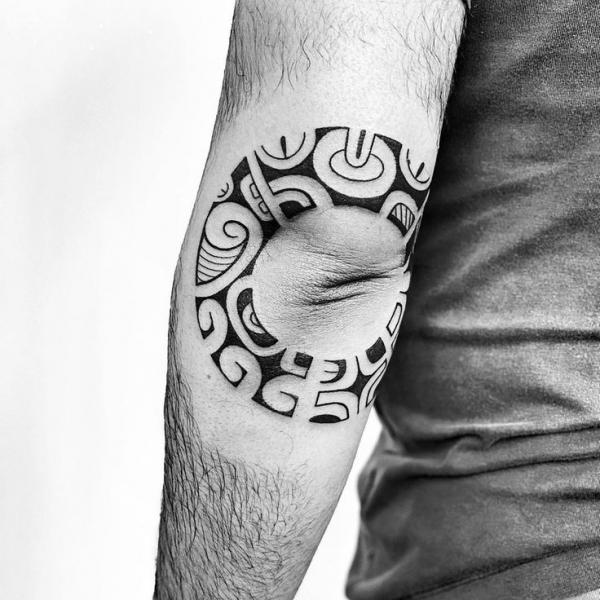 105 Elbow Tattoo Designs That Will Bend Your Mind