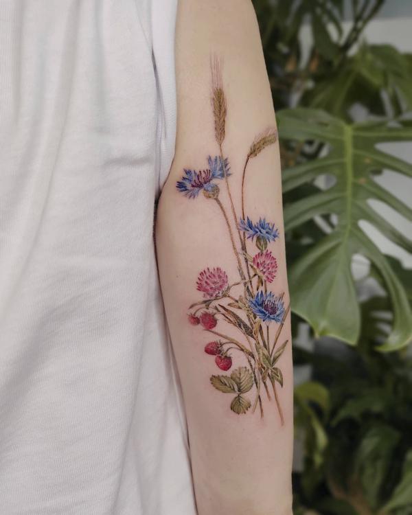 50 Cornflower Tattoo Designs with Meaning