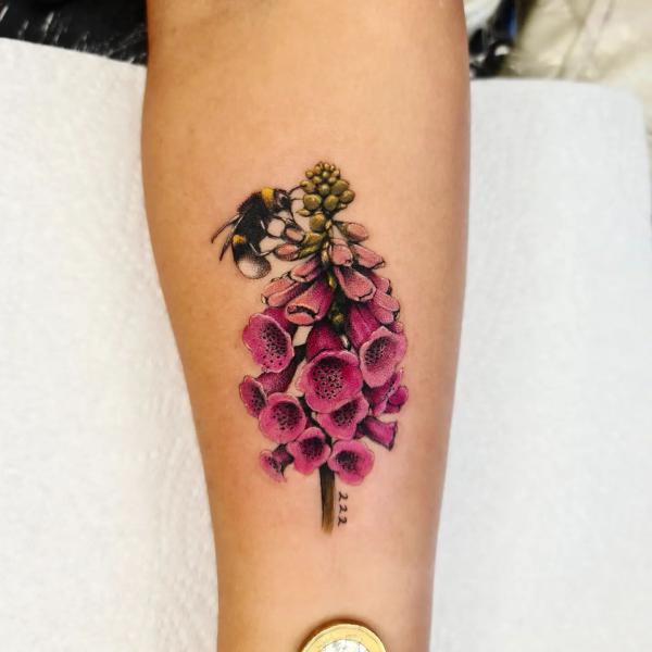 60 Foxglove Tattoo Designs with Meaning