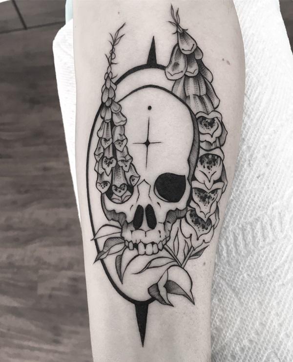 60 Foxglove Tattoo Designs with Meaning