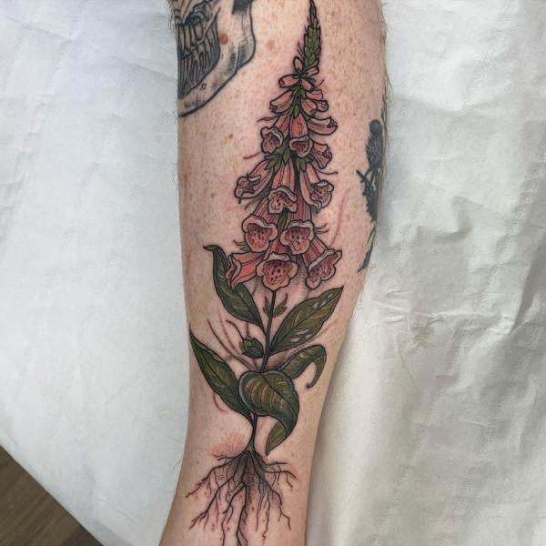 60 Foxglove Tattoo Designs with Meaning
