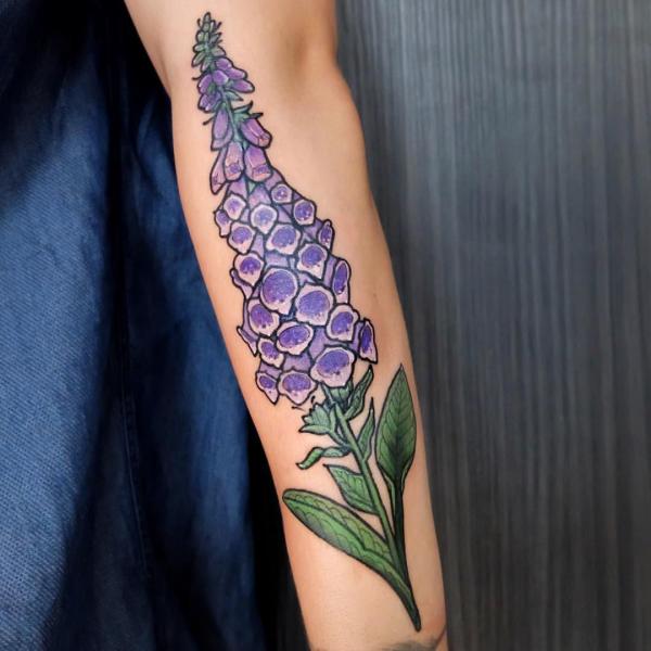 60 Foxglove Tattoo Designs with Meaning