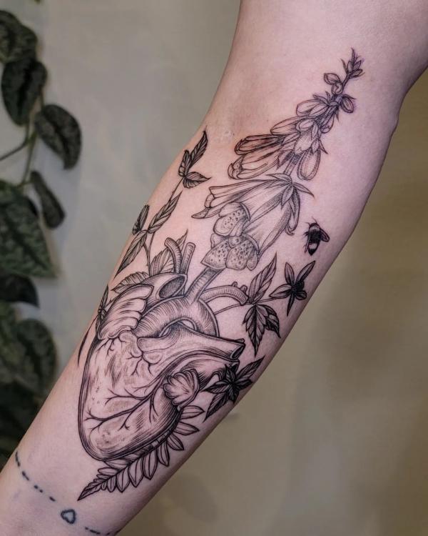 60 Foxglove Tattoo Designs with Meaning