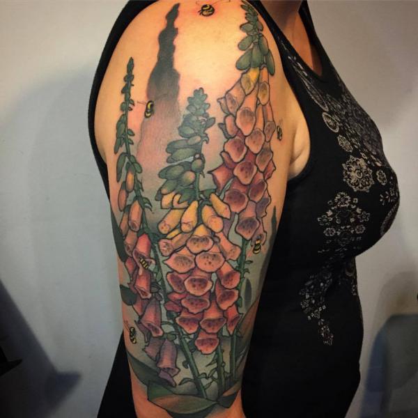 60 Foxglove Tattoo Designs with Meaning