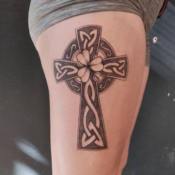 100 Celtic Cross Tattoo Designs with Meaning