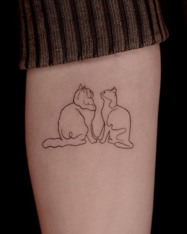 140 Outline Tattoo Ideas to Inspire Your Next Ink
