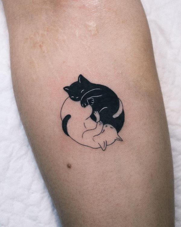 140 Outline Tattoo Ideas to Inspire Your Next Ink