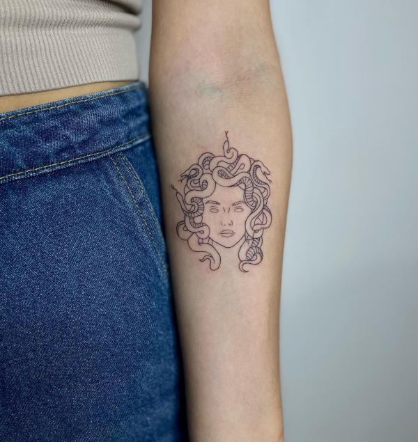 140 Outline Tattoo Ideas to Inspire Your Next Ink
