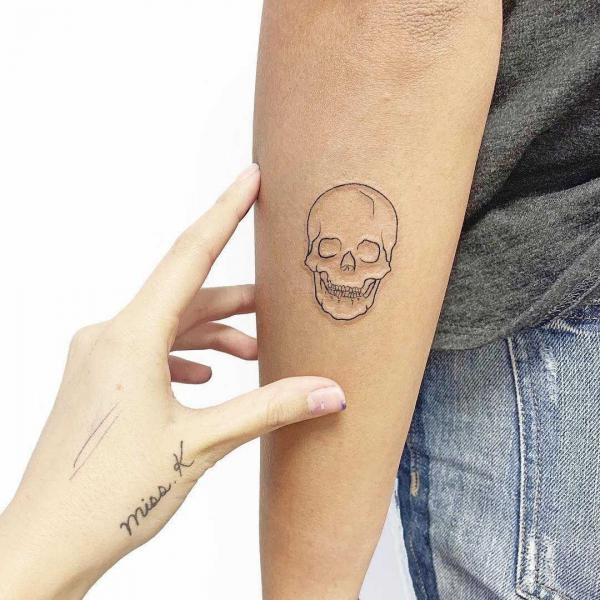 140 Outline Tattoo Ideas to Inspire Your Next Ink