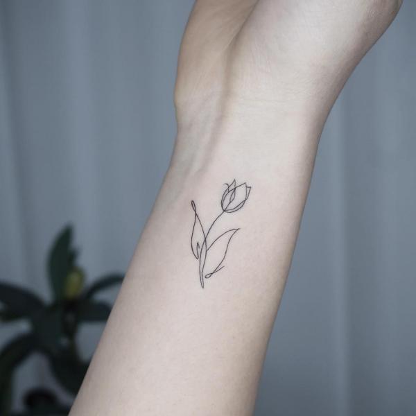 140 Outline Tattoo Ideas to Inspire Your Next Ink