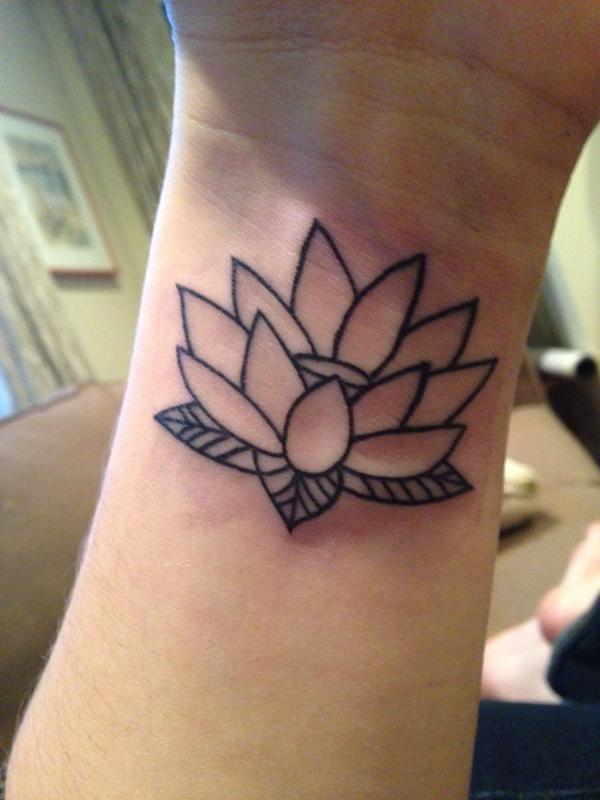 140 Outline Tattoo Ideas to Inspire Your Next Ink