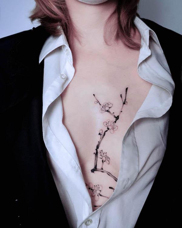 165 Unique Sternum Tattoo Designs for Women